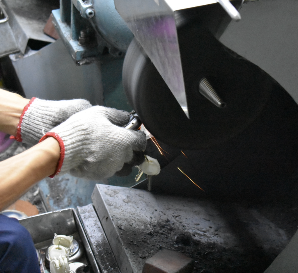 Manufacturing - Buffing Disc Lock